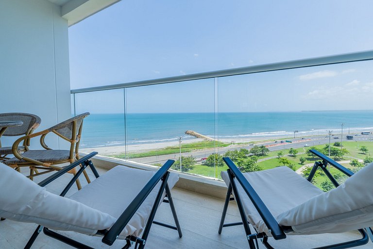 CB922 | LuxuryTouch: Suite con encanto y vista mar