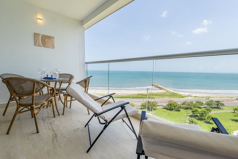 CB922 | LuxuryTouch: Suite con encanto y vista mar