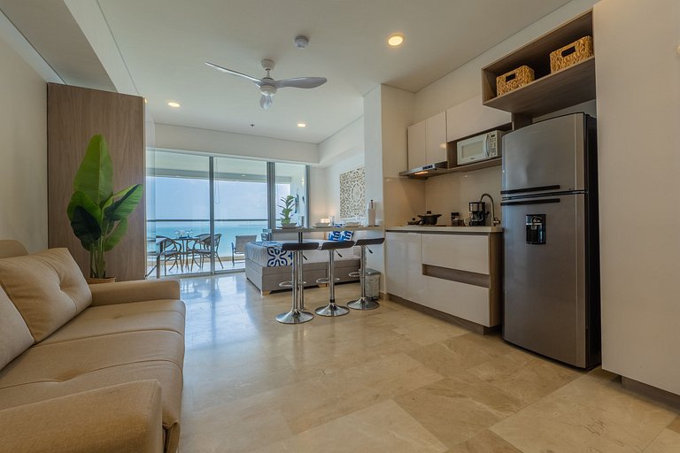 CB922 | LuxuryTouch: Suite con encanto y vista mar