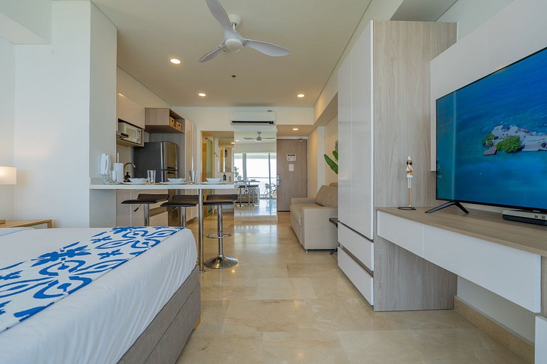 CB922 | LuxuryTouch: Suite con encanto y vista mar
