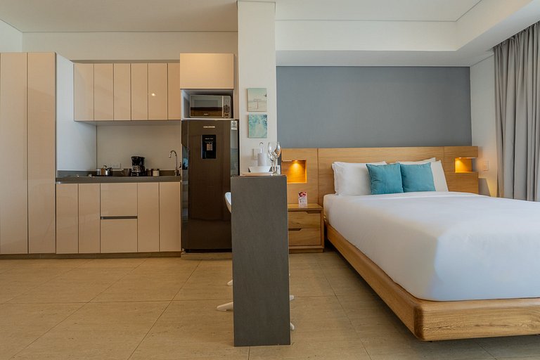 CB1223 | Suite con 2 camas, vista al mar y piscina