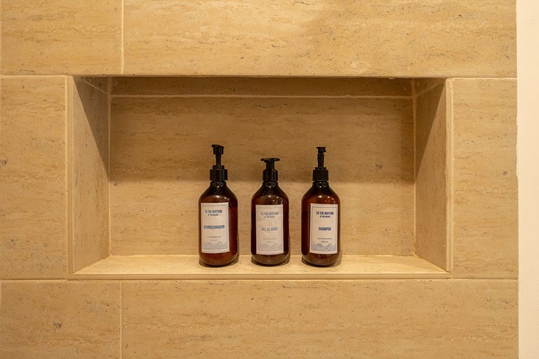 Suite vista al mar con hamaca y 2 camas queen p 12