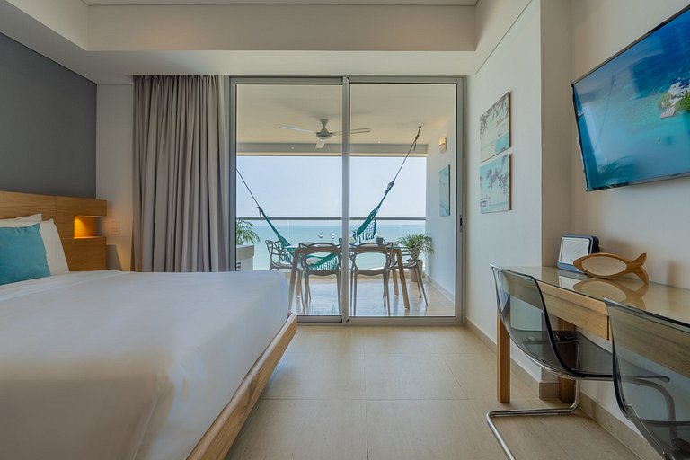 CB1223 | Suite con 2 camas, vista al mar y piscina