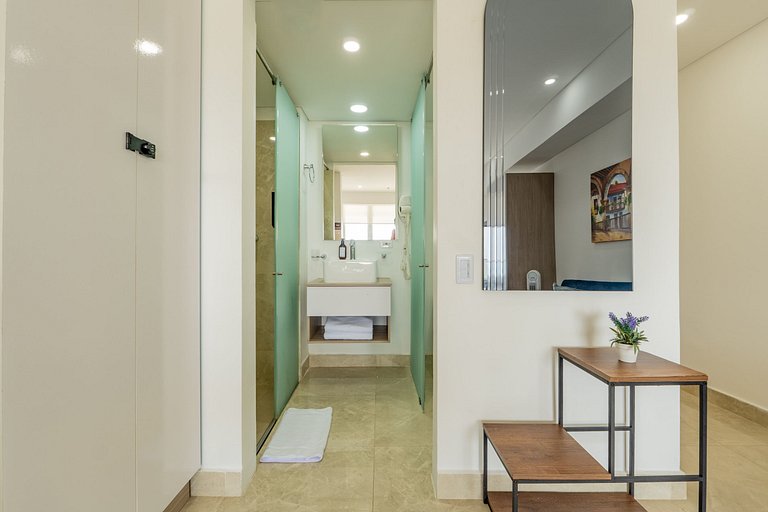 CB937 | Stylish loft piso 9 con balcón y vista ciudad