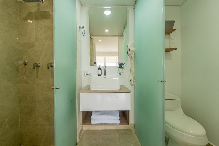 CB937 | Stylish loft piso 9 con balcón y vista ciudad