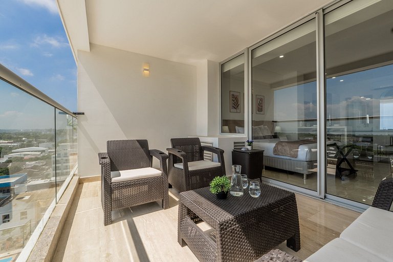 CB937 | Stylish loft piso 9 con balcón y vista ciudad
