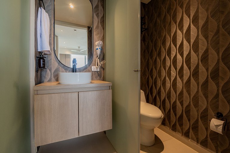 CB941 | Vista increíble + balcón + piscina