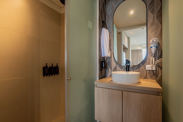 CB941 | Vista increíble + balcón + piscina