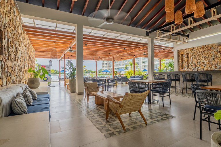 BK2L | Escápate a Baía Kristal, sol + arena blanca