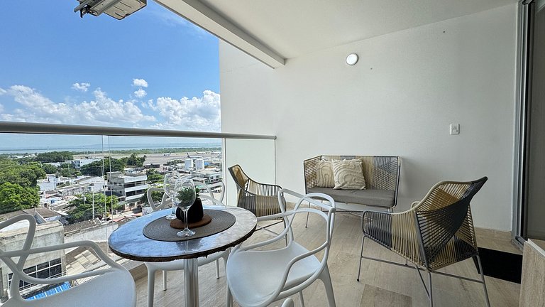 Loft familiar con balcón y piscina CB840