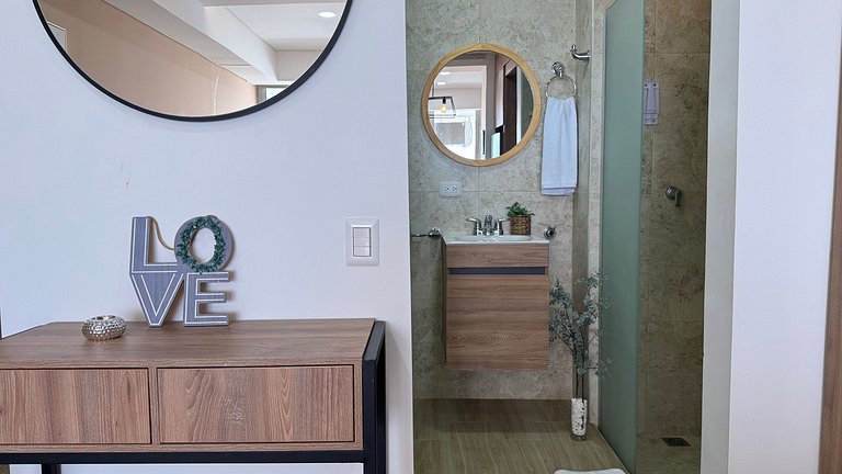 Loft familiar con balcón y piscina CB840