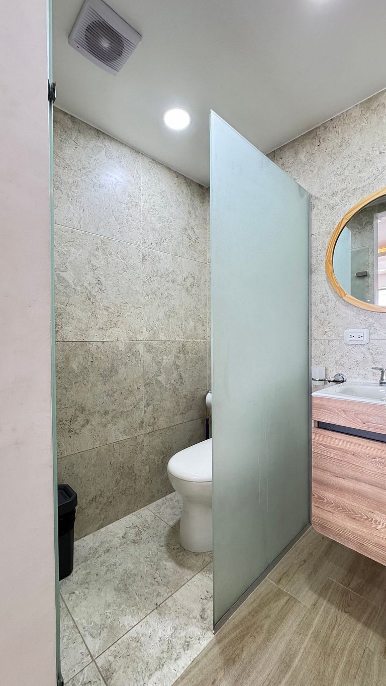 Loft familiar con balcón y piscina CB840