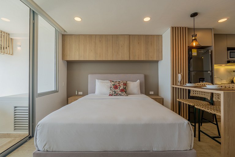 Suite 15th floor con vista mar y piscina CB1511