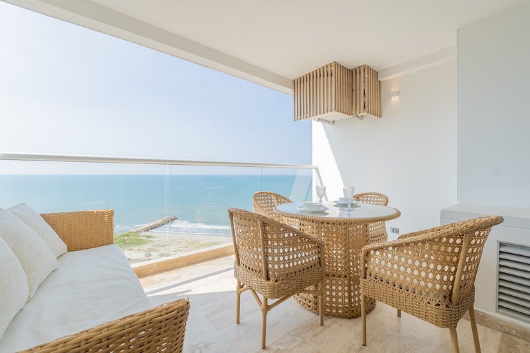 Suite 15th floor con vista mar y piscina CB1511