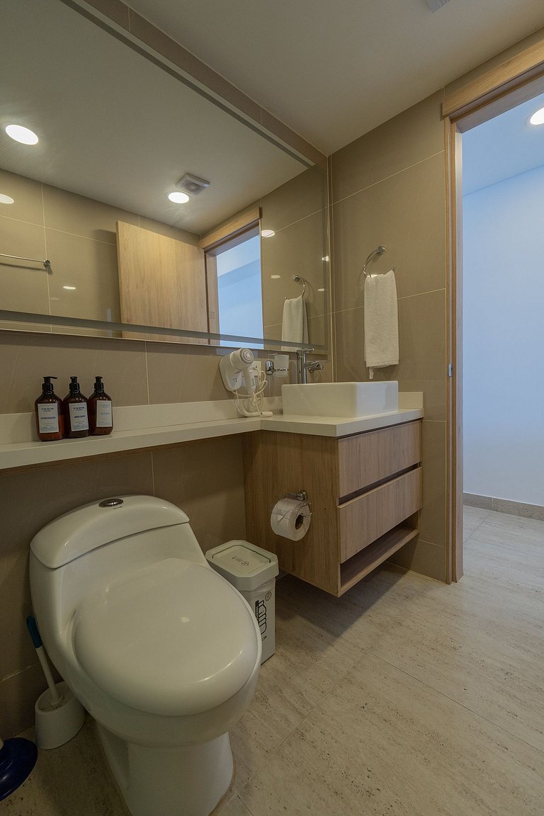 Suite 15th floor con vista mar y piscina CB1511