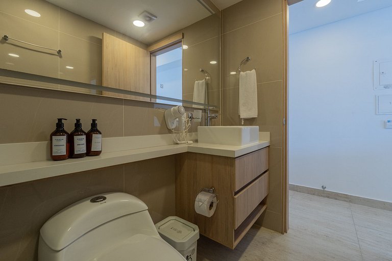 Suite 15th floor con vista mar y piscina CB1511