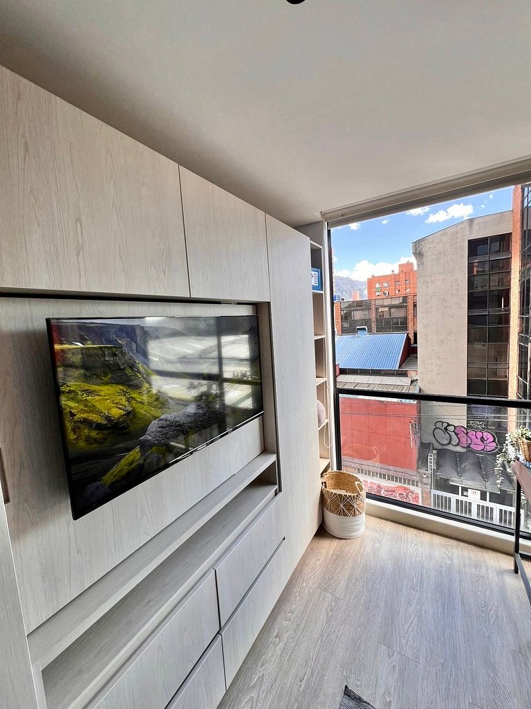 Junto a Corferias | Embajada USA y Aeropuerto QL