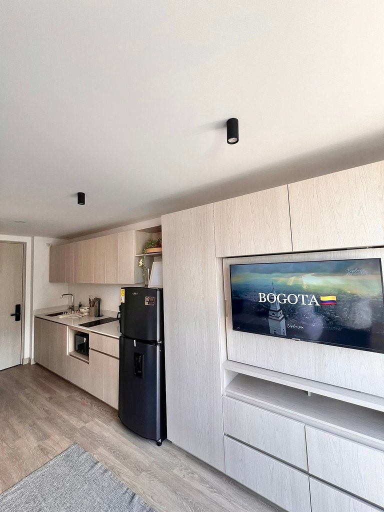 Junto a Corferias | Embajada USA y Aeropuerto QL