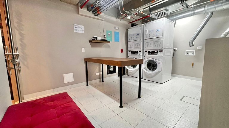 Junto a Corferias | Embajada USA y Aeropuerto QL