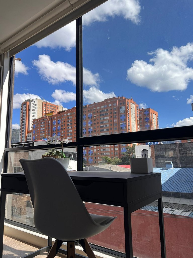 Junto a Corferias | Embajada USA y Aeropuerto QL