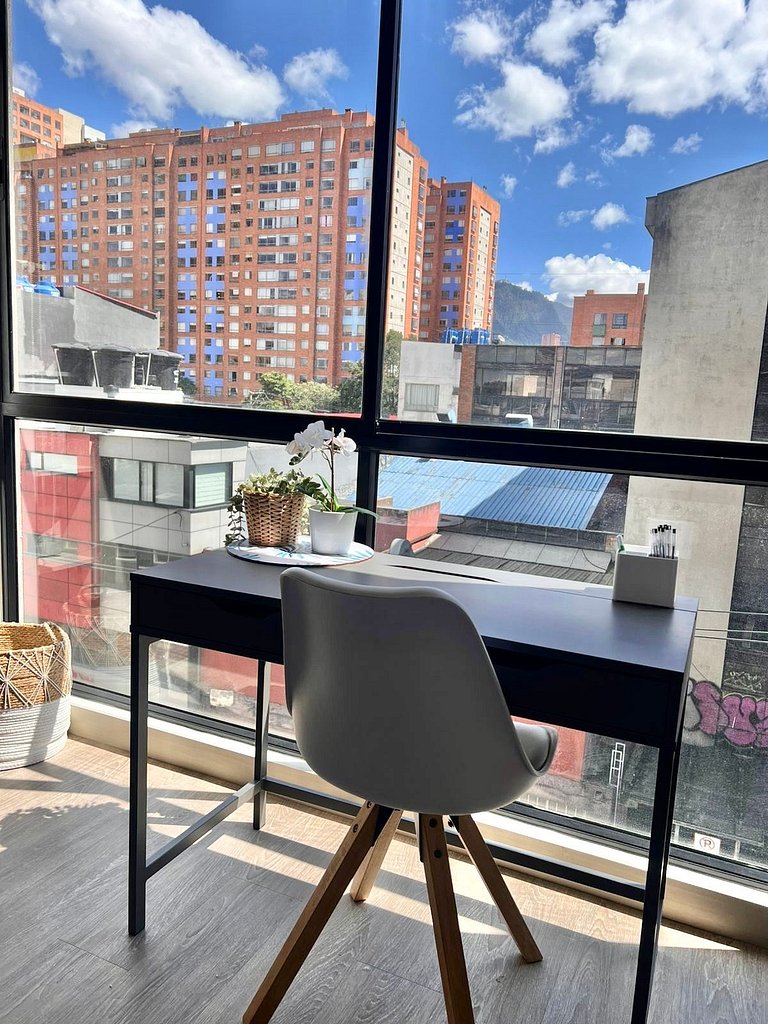 Junto a Corferias | Embajada USA y Aeropuerto QL