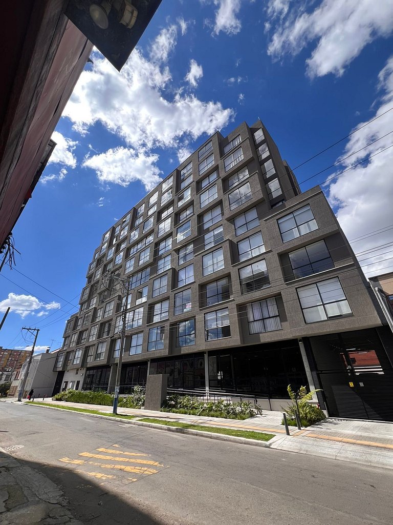 Junto a Corferias | Embajada USA y Aeropuerto QL