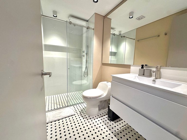 Suite Piso14 a 2 calles Aeropuerto Piscina CB1441