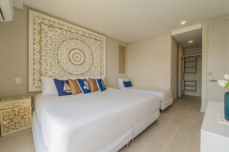 Lujoso, vista y jacuzzi privado 2BD MQ1206