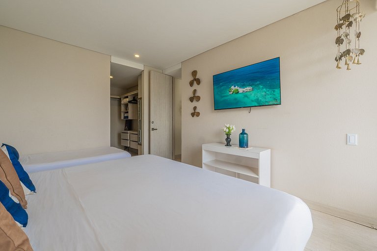 Lujoso, vista y jacuzzi privado 2BD MQ1206