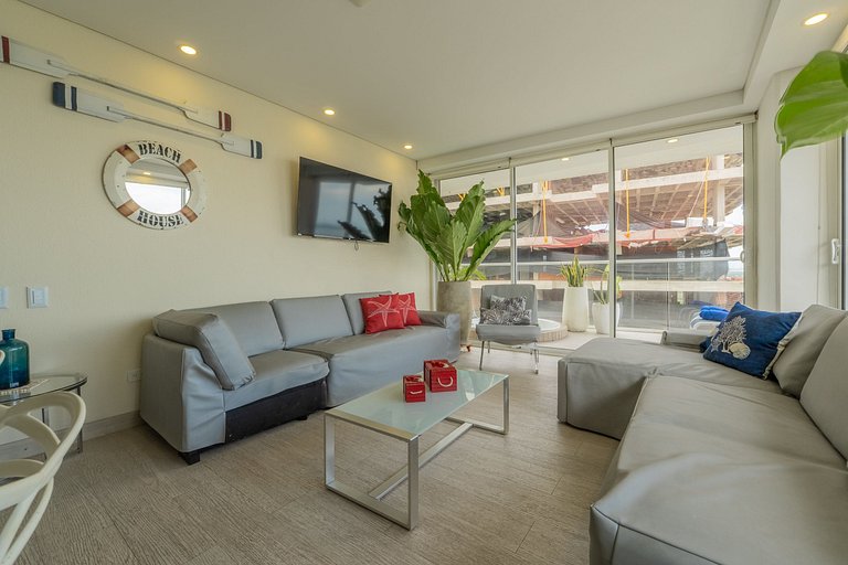 Lujoso, vista y jacuzzi privado 2BD MQ1206