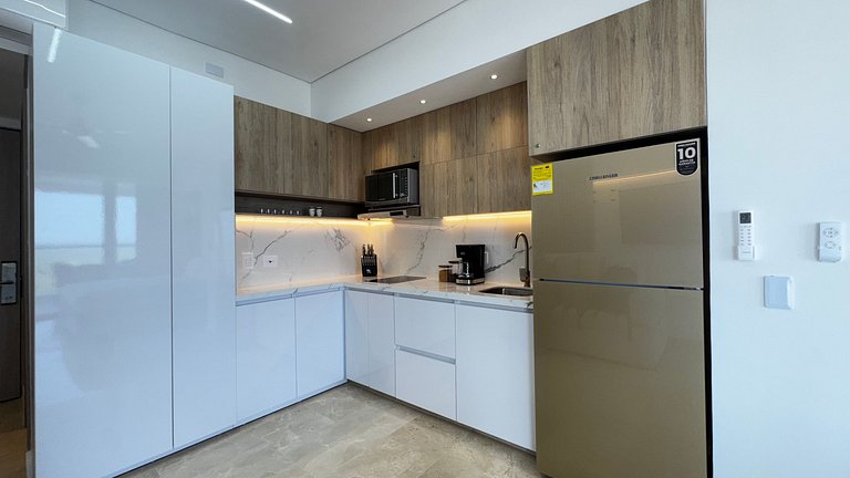 Increíble vista + terraza | Cerca aeropuerto 1030