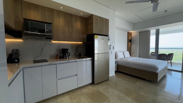 Increíble vista + terraza | Cerca aeropuerto 1030