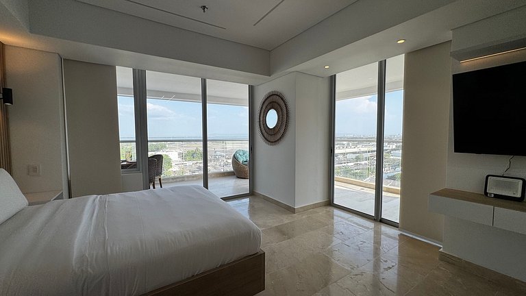 Increíble vista + terraza | Cerca aeropuerto 1030