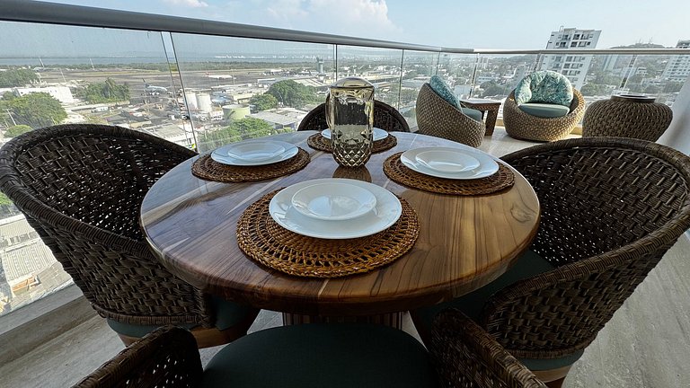 Increíble vista + terraza | Cerca aeropuerto 1030