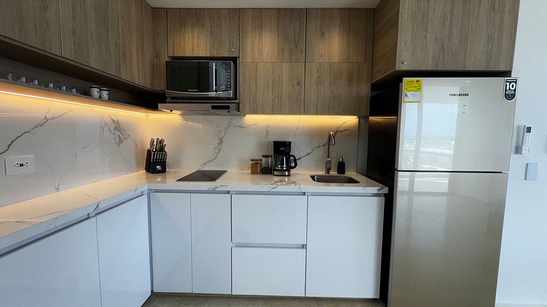 Increíble vista + terraza | Cerca aeropuerto 1030