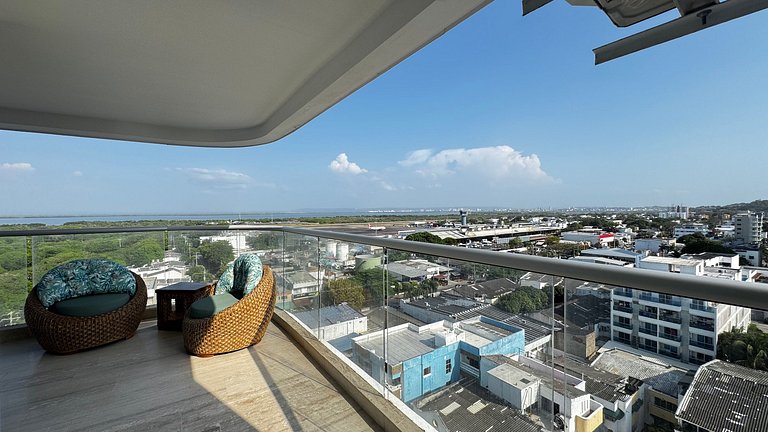 Increíble vista + terraza | Cerca aeropuerto 1030