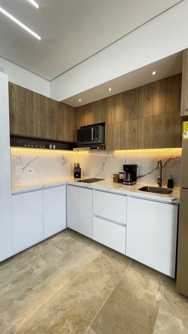 Increíble vista + terraza | Cerca aeropuerto 1030