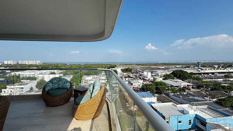 Increíble vista + terraza | Cerca aeropuerto 1030
