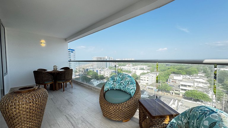 Increíble vista + terraza | Cerca aeropuerto 1030