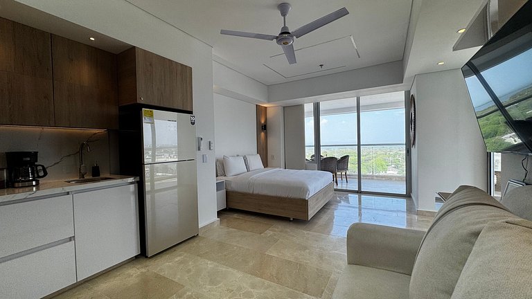 Increíble vista + terraza | Cerca aeropuerto 1030