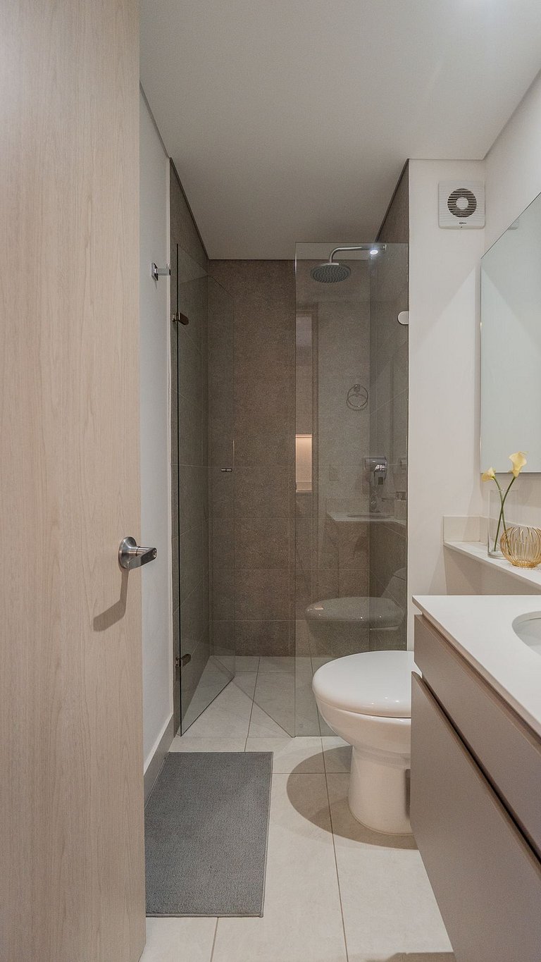 Junto a Corferias | Embajada USA y Aeropuerto QL