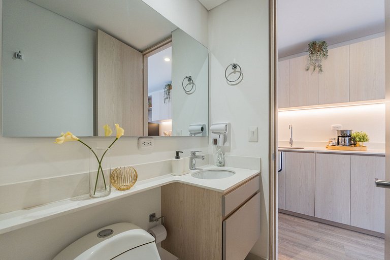 Junto a Corferias | Embajada USA y Aeropuerto QL