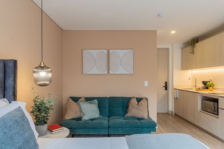 Junto a Corferias | Embajada USA y Aeropuerto QL