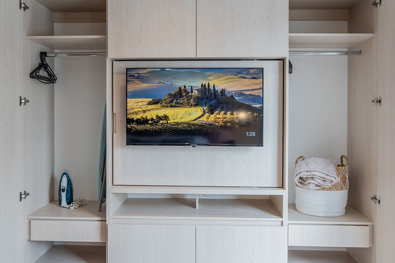 Junto a Corferias | Embajada USA y Aeropuerto QL