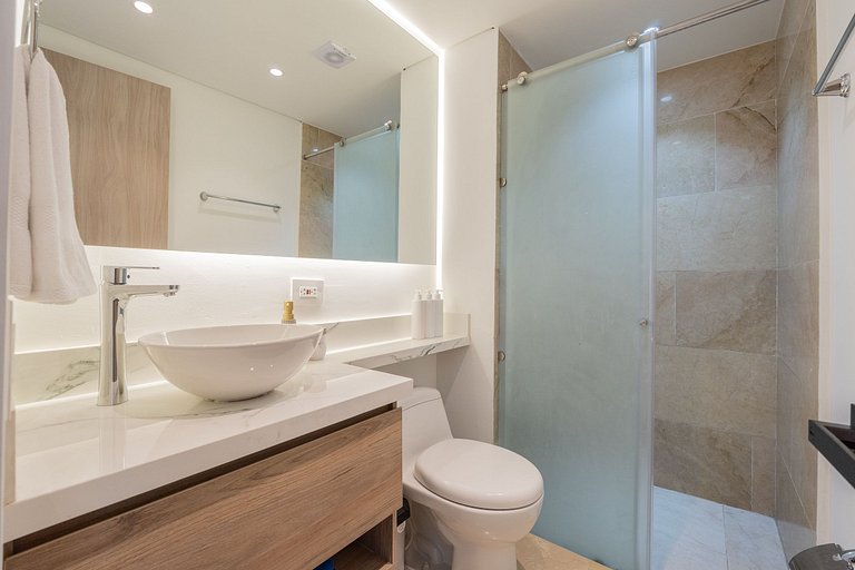 Increíble vista + terraza | Cerca aeropuerto 1030