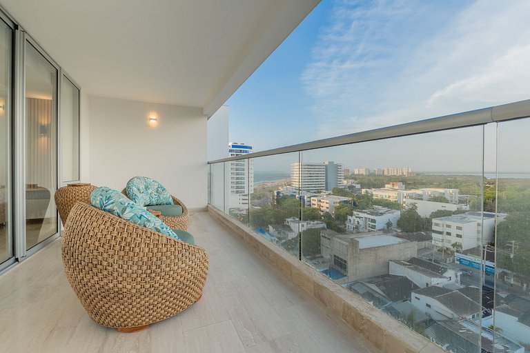 Increíble vista + terraza | Cerca aeropuerto 1030