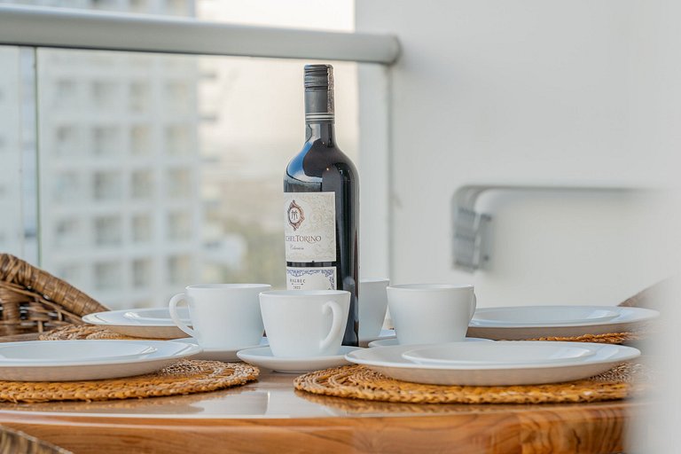 Increíble vista + terraza | Cerca aeropuerto 1030