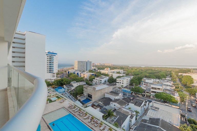 Increíble vista + terraza | Cerca aeropuerto 1030
