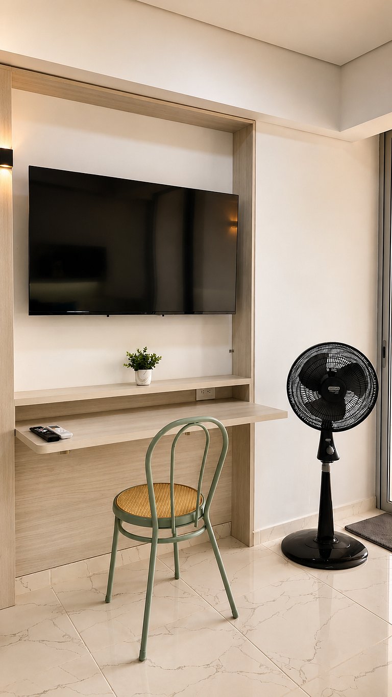 CB726 | Suite moderna frente al mar con balcón y cocina con