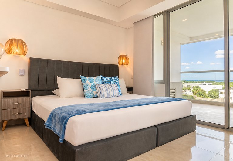 Suite Cama King | Balcón + Piscina | CB634